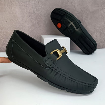 MOCASÍN EN CUERO NEGRO